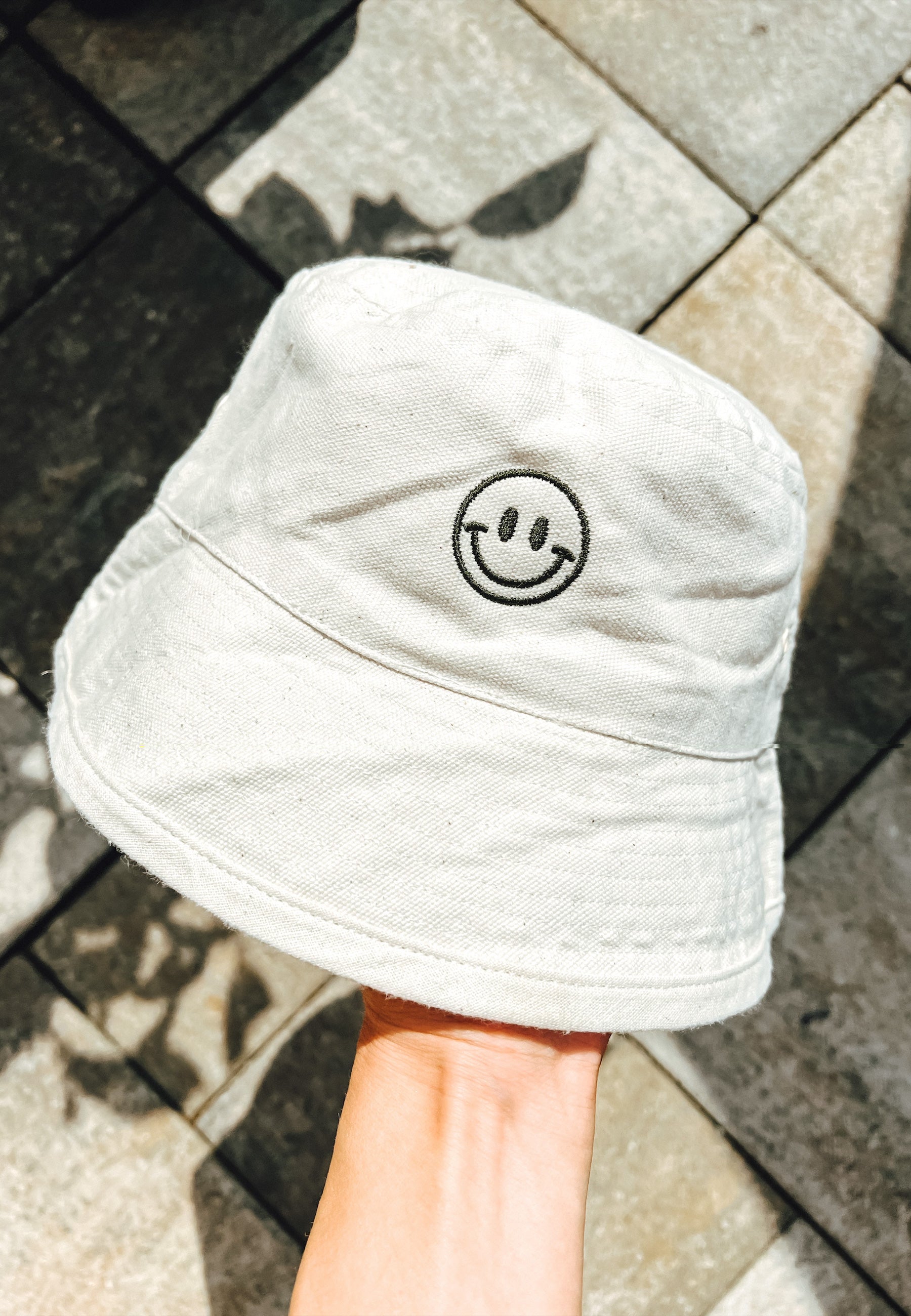 YOUR SUMMER Bucket Hat Natural