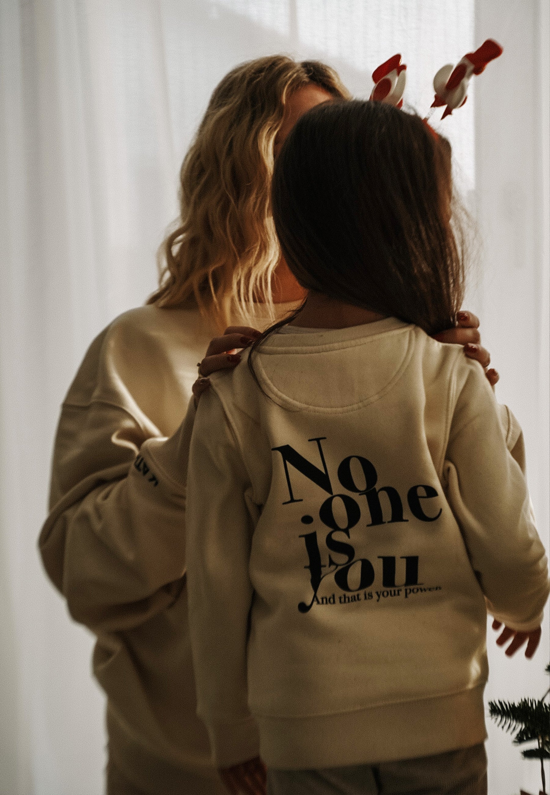 NO ONE IS YOU Baby/Kids Sweater Natural Raw