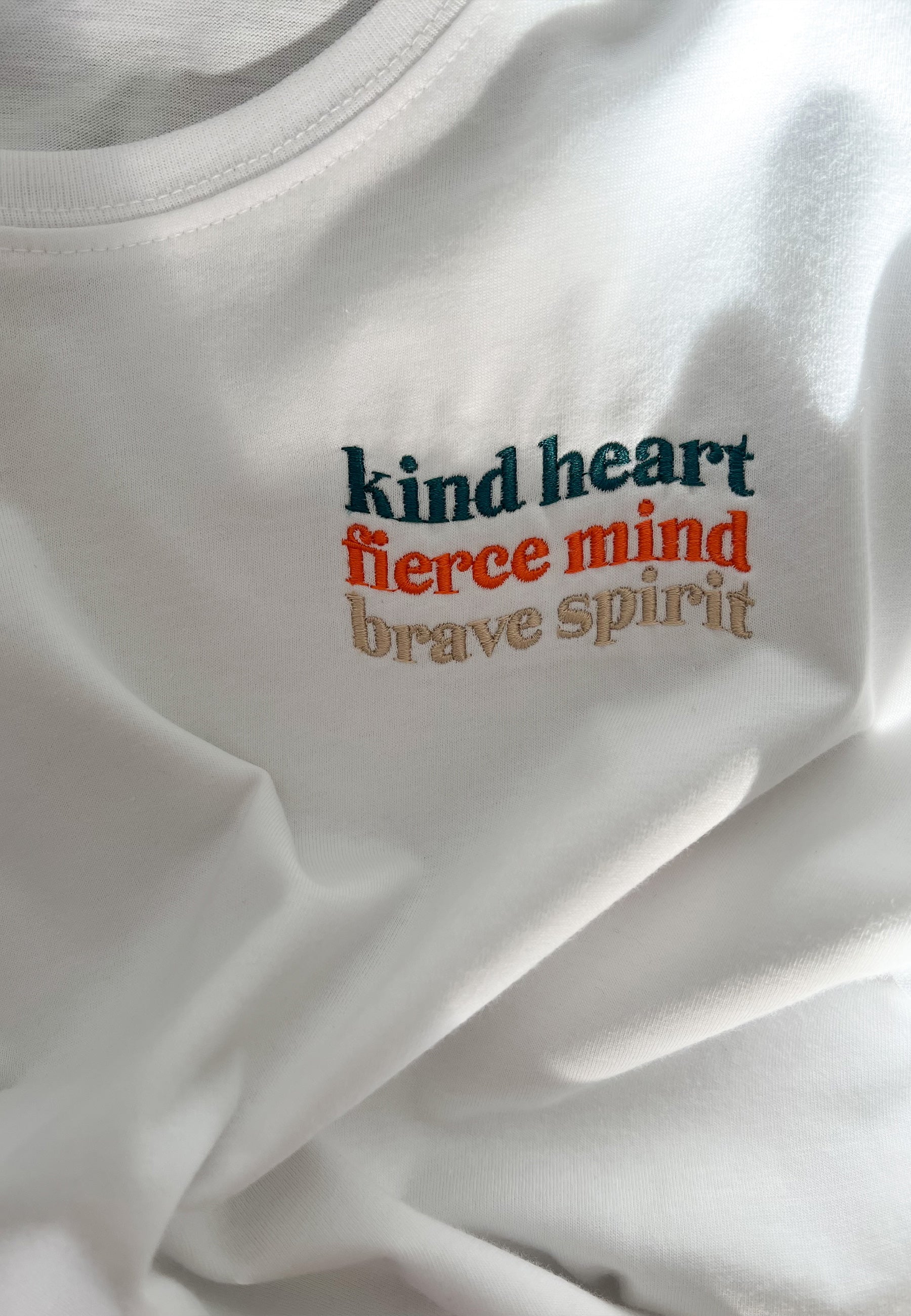 KIND HEART Shirt White